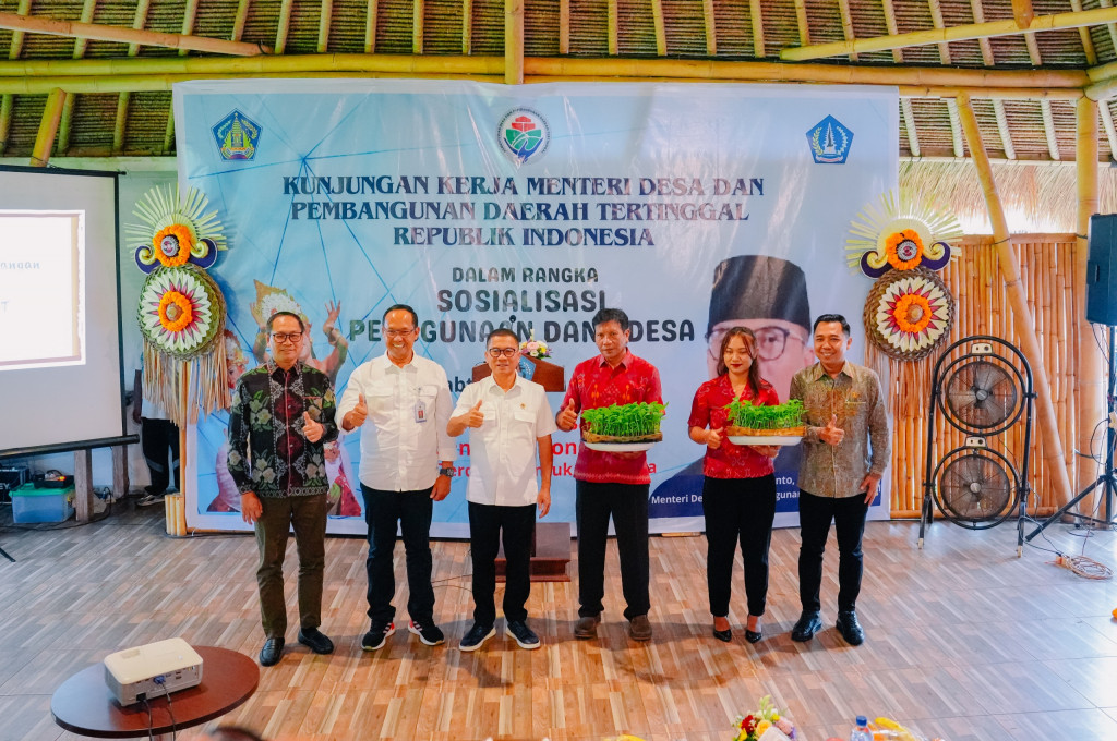 Kunjungan Mendes PDTT RI ke Desa Bongkasa Pertiwi